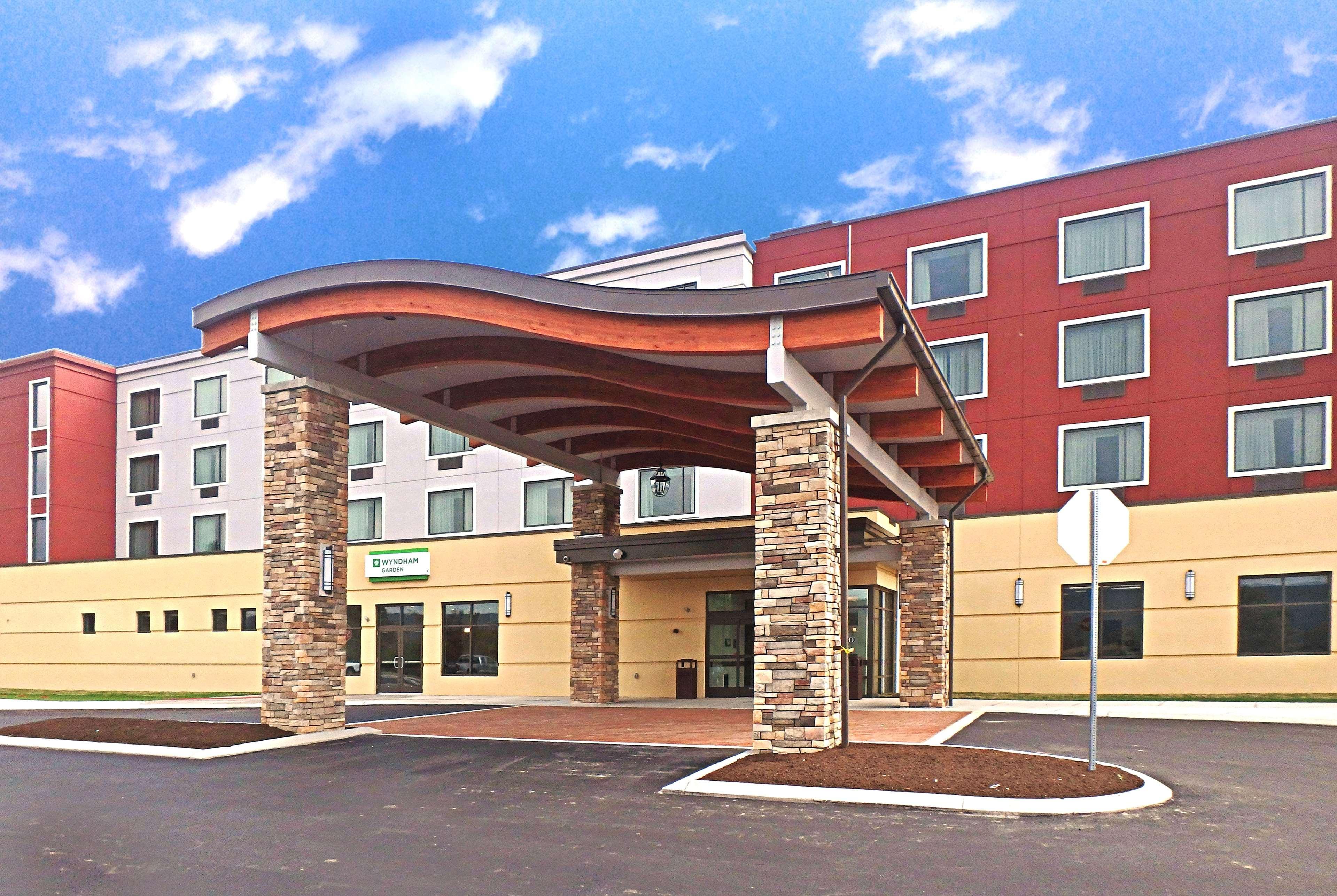 Wyndham Garden State College Hotel Boalsburg Екстериор снимка